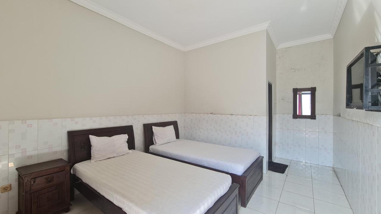 Oyo 90831 Hotel Gardenia Prambanan Surakarta  Exterior photo